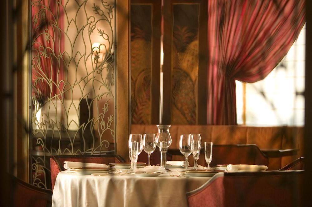 Royal Hotel Oran - Mgallery By Sofitel Екстериор снимка