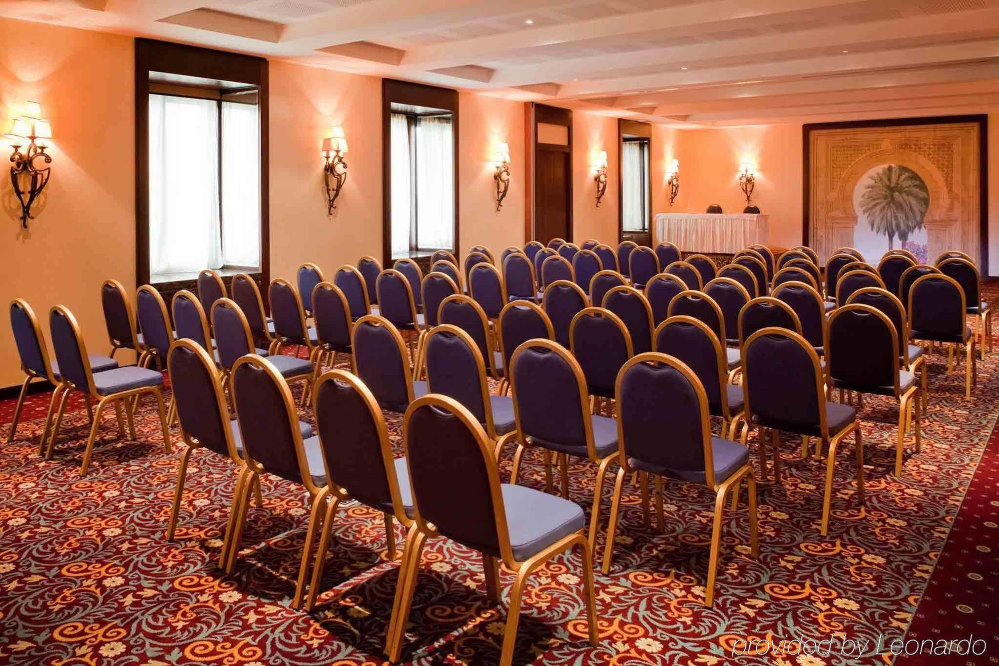 Royal Hotel Oran - Mgallery By Sofitel Екстериор снимка